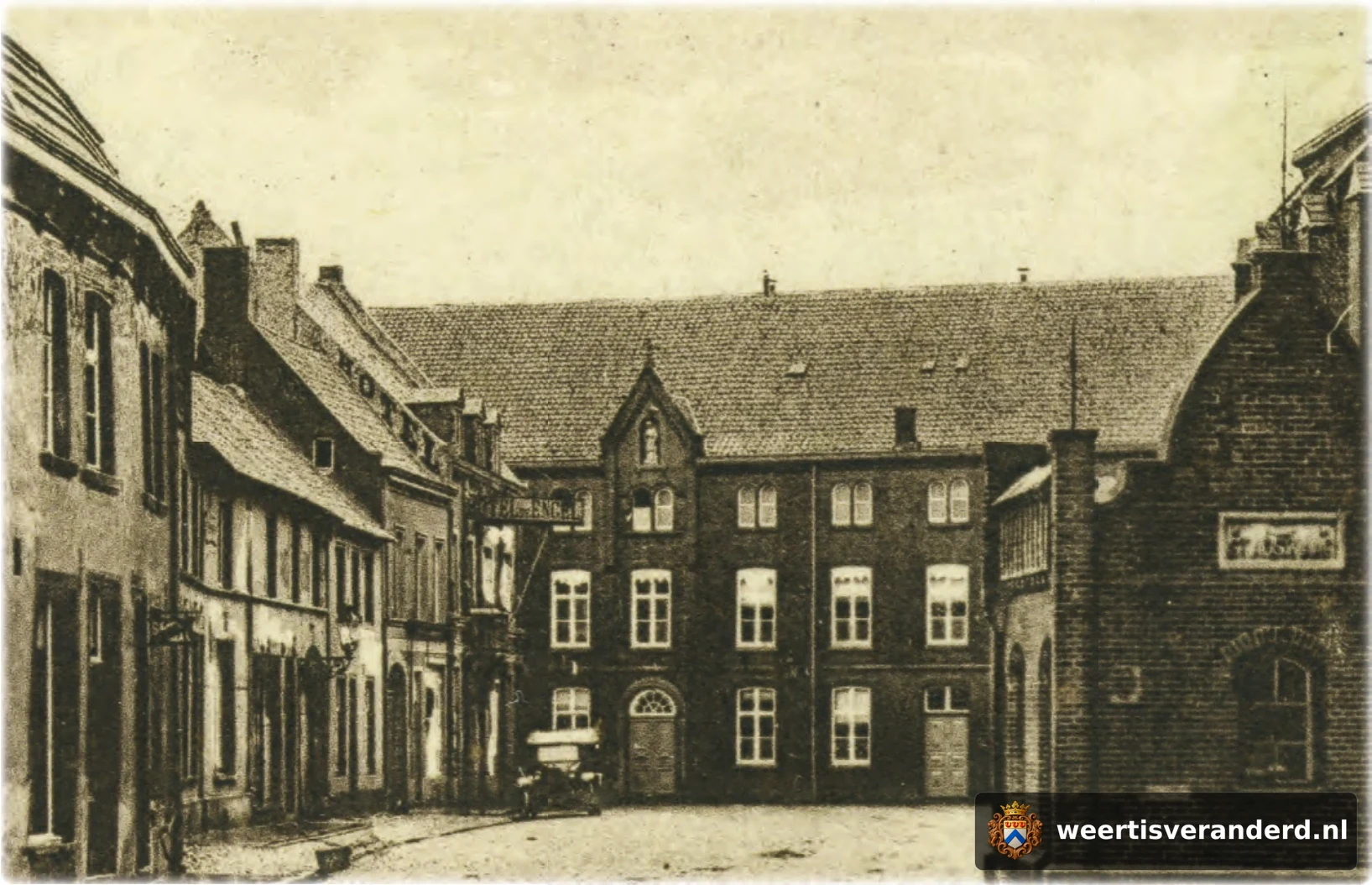 Pensionaat St.-Louis aan de Schoolstraat