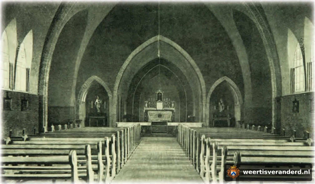 Interieur van de St.-Corneliuskerk in Swartbroek