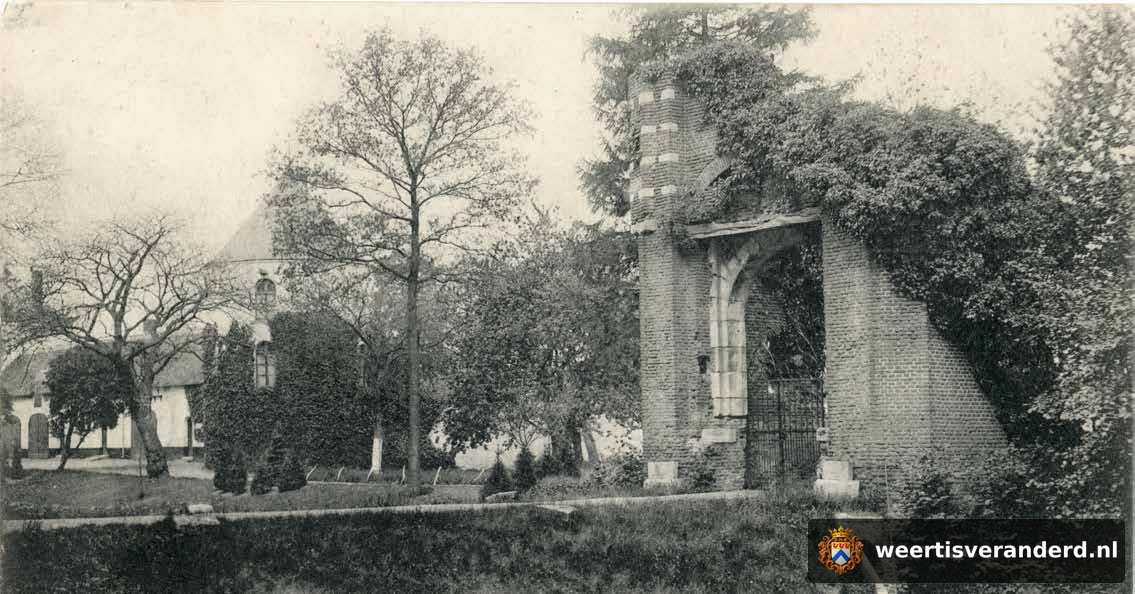 De voorpoort van kasteel Nijenborgh (1920)