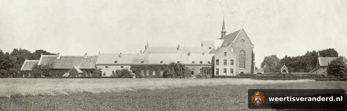 Weiland rond de Paterskerk (1899)
