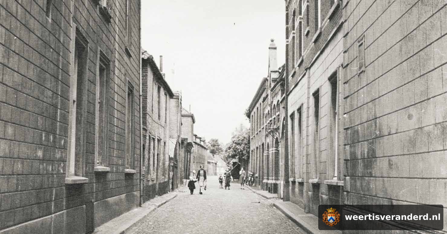 Hegstraat richting Hogesteenweg (1930)