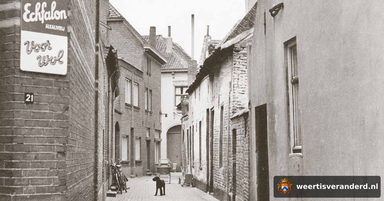 Het Prinsenstraatje met orgelbouwer Vermeulen (1950)