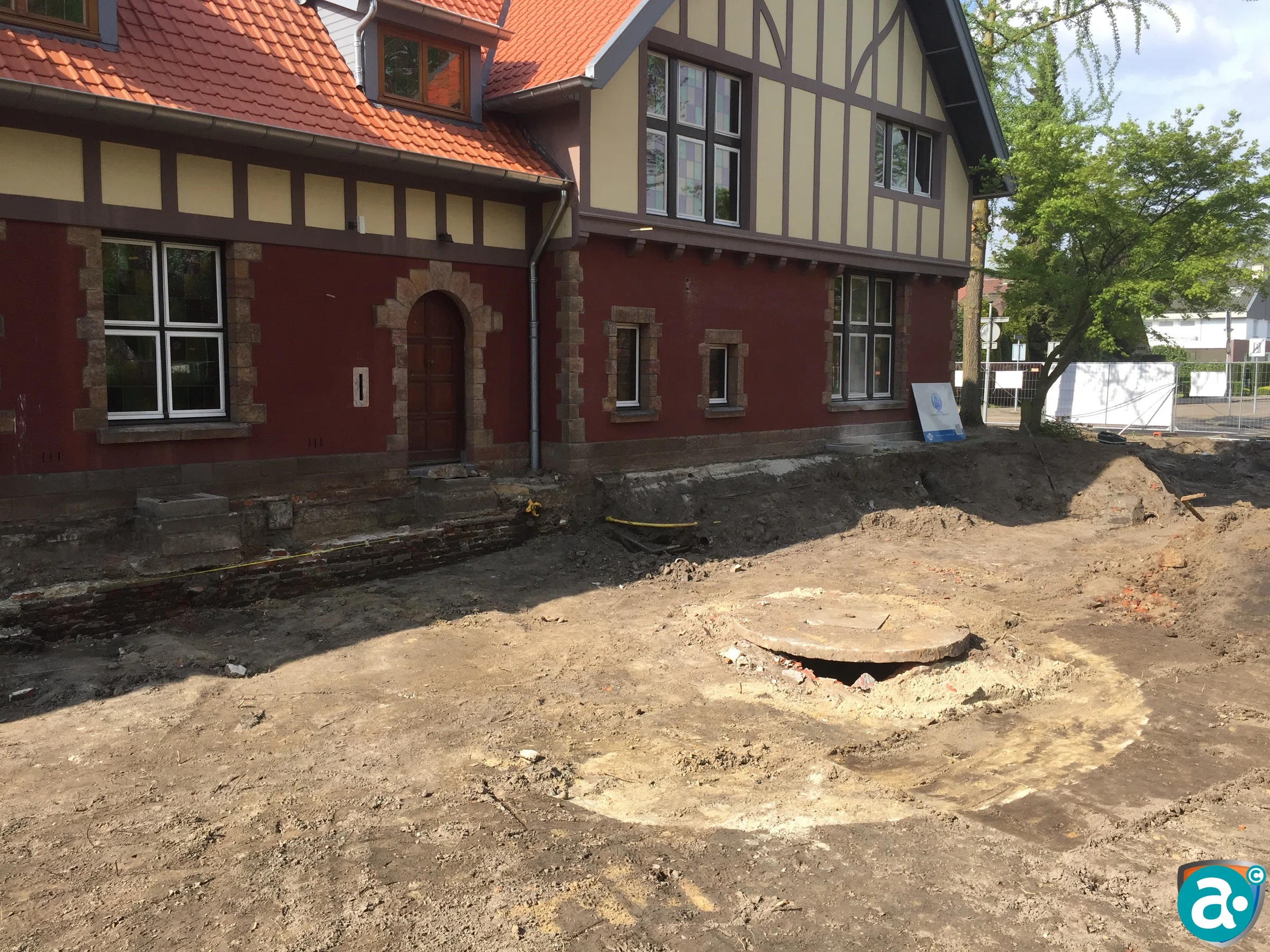 Middeleeuwse waterput en kelderresten in Tiendschuur Weert aangetroffen