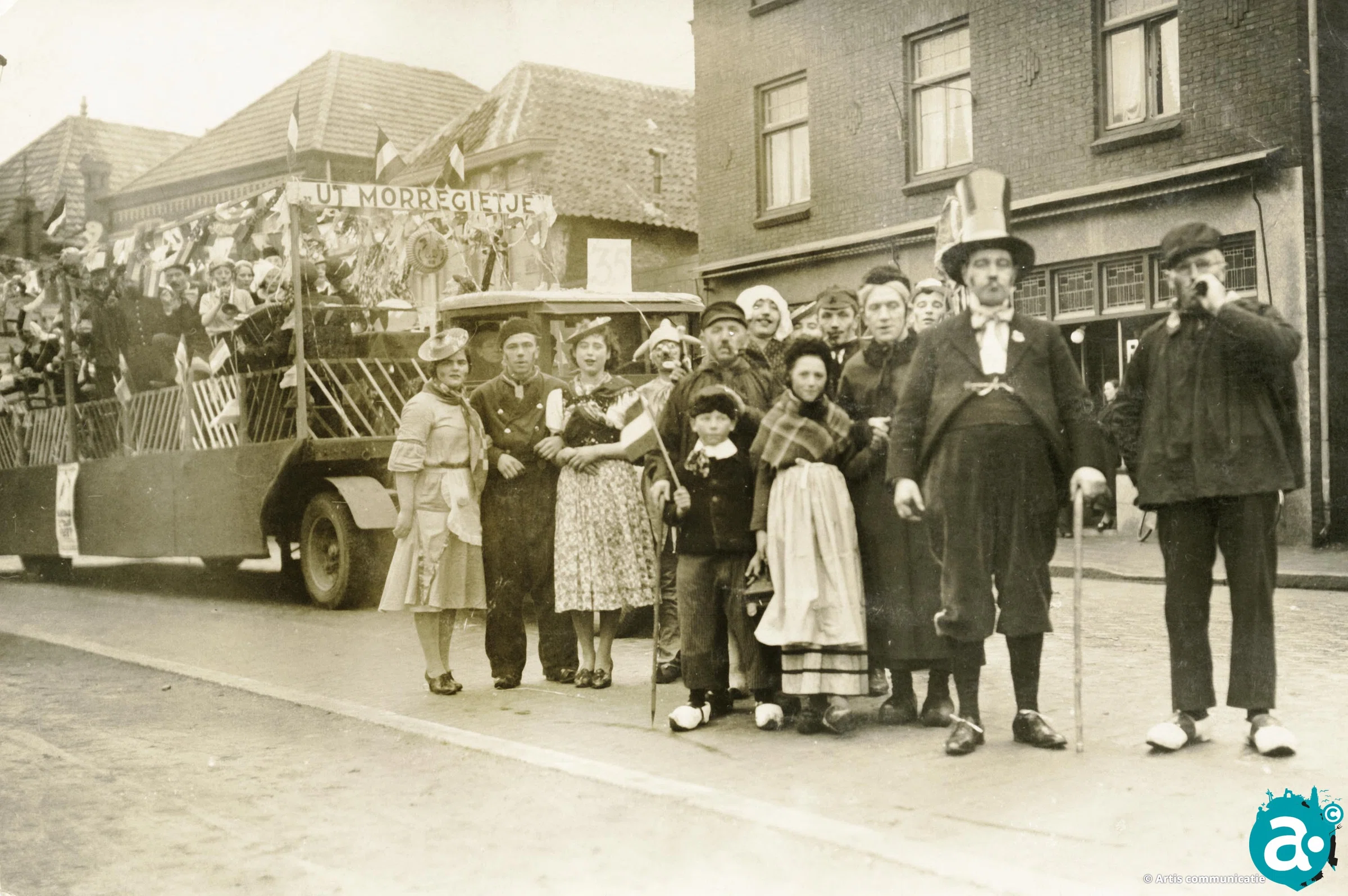 Optochtdeelnemers op de Biest, 1937.