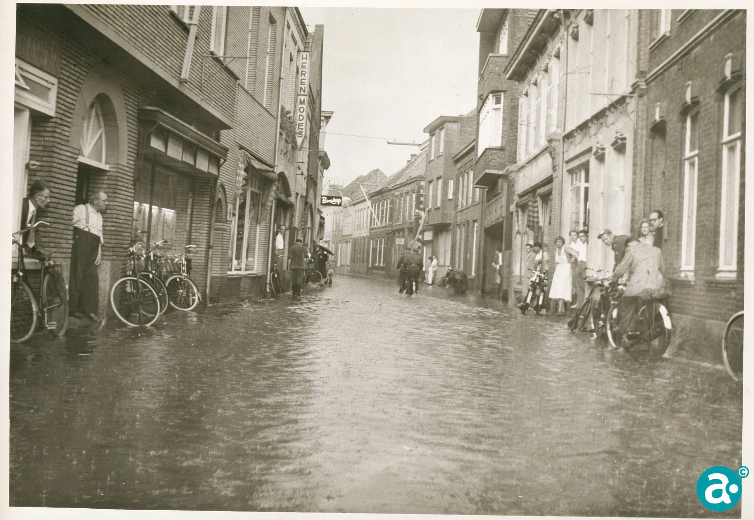 wateroverlast in de Hoogstraat