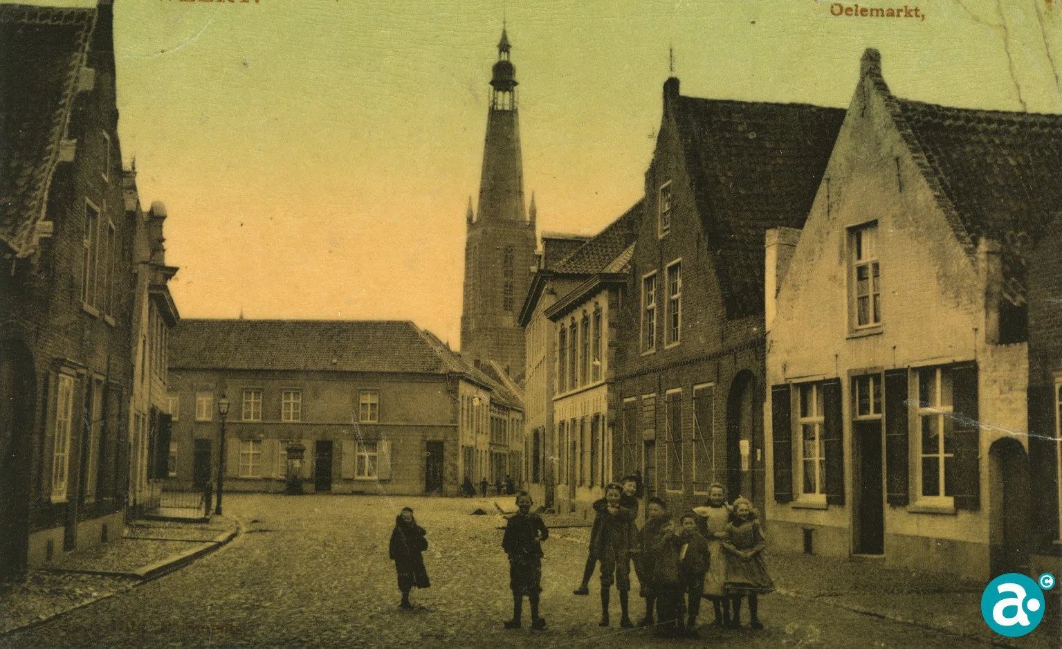Oelemarkt met de Lange Jan