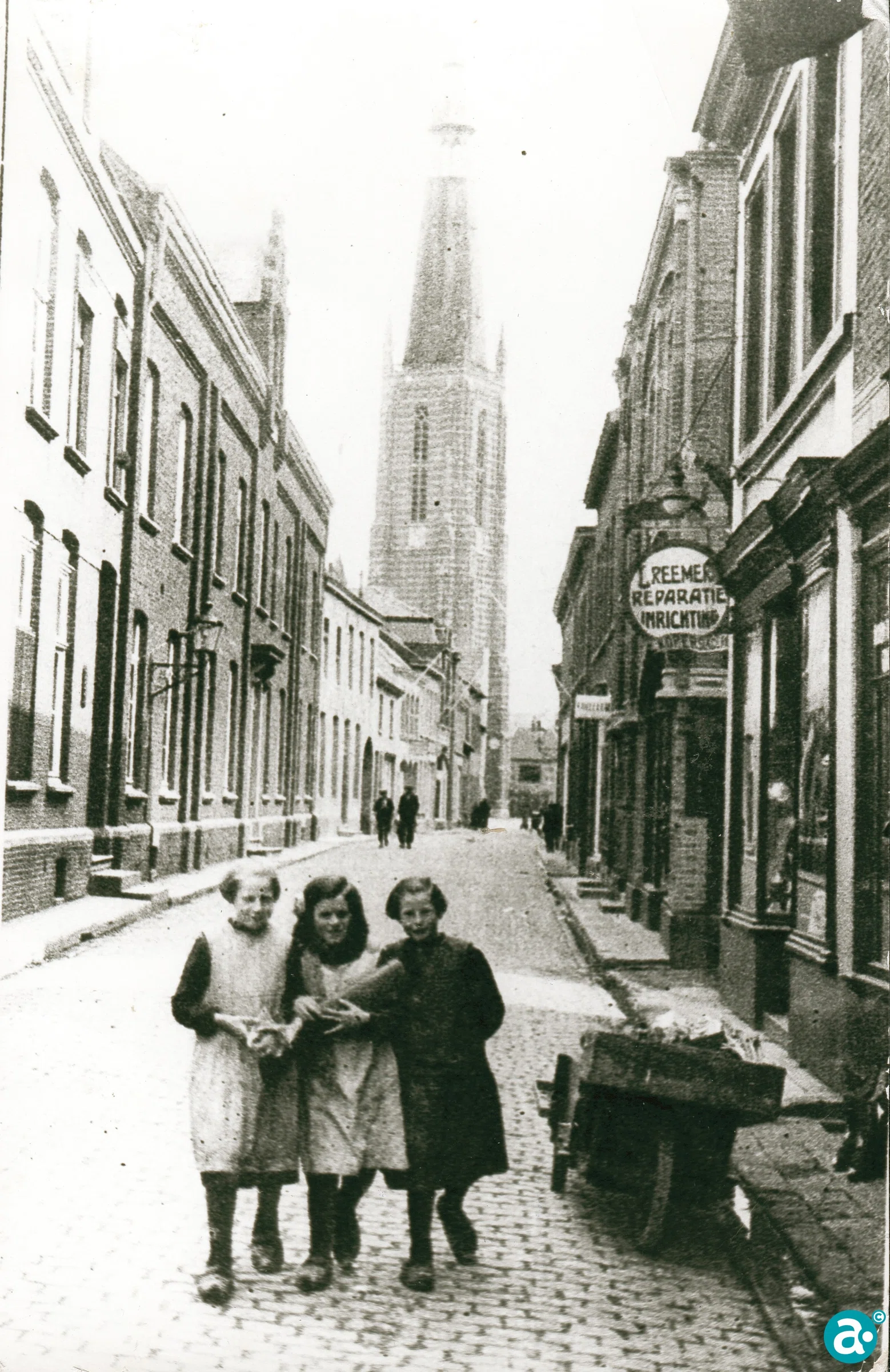 Drie Weerter meisjes