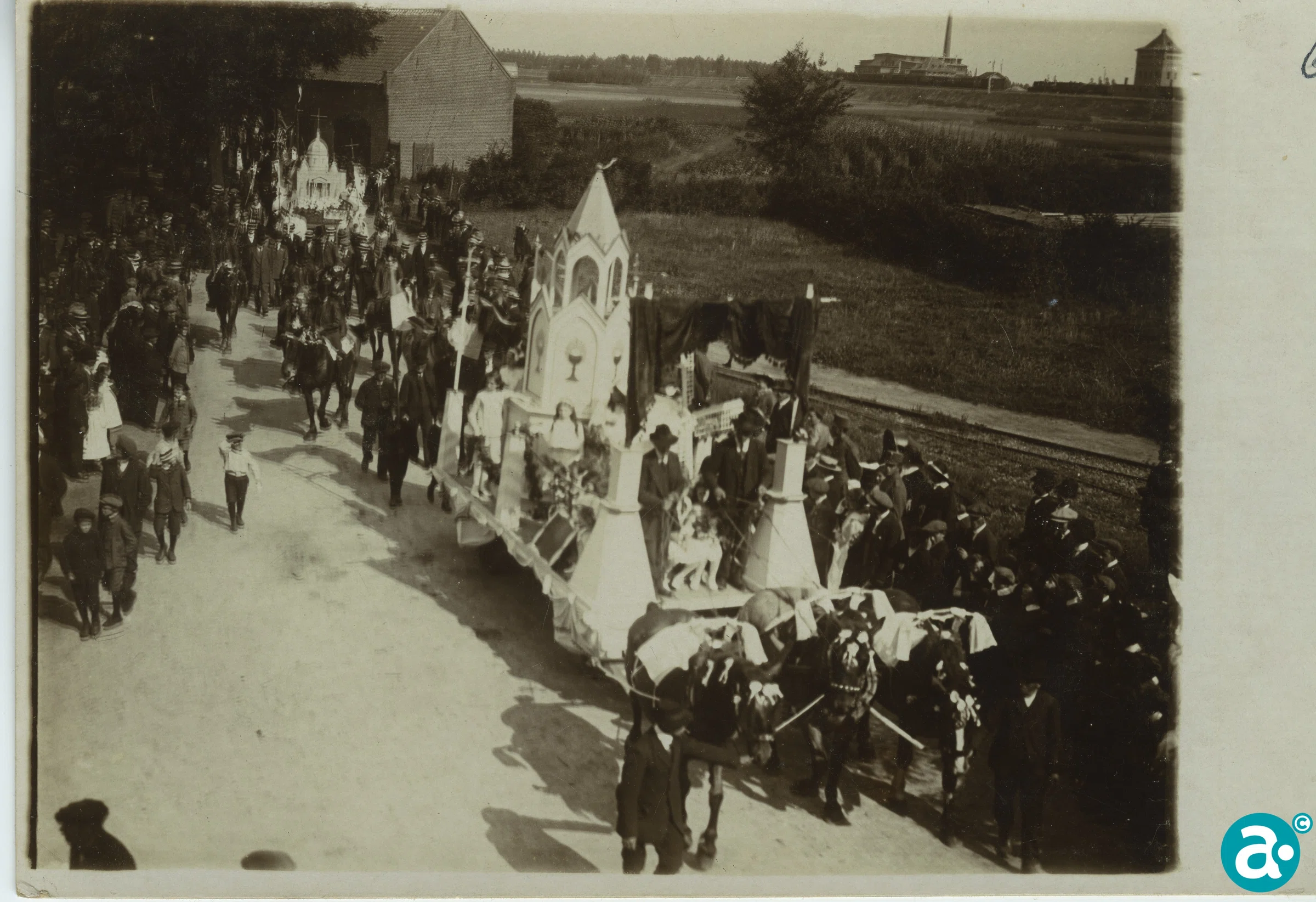 processie 'Gouden jubileum Martelaren van Gorcum'