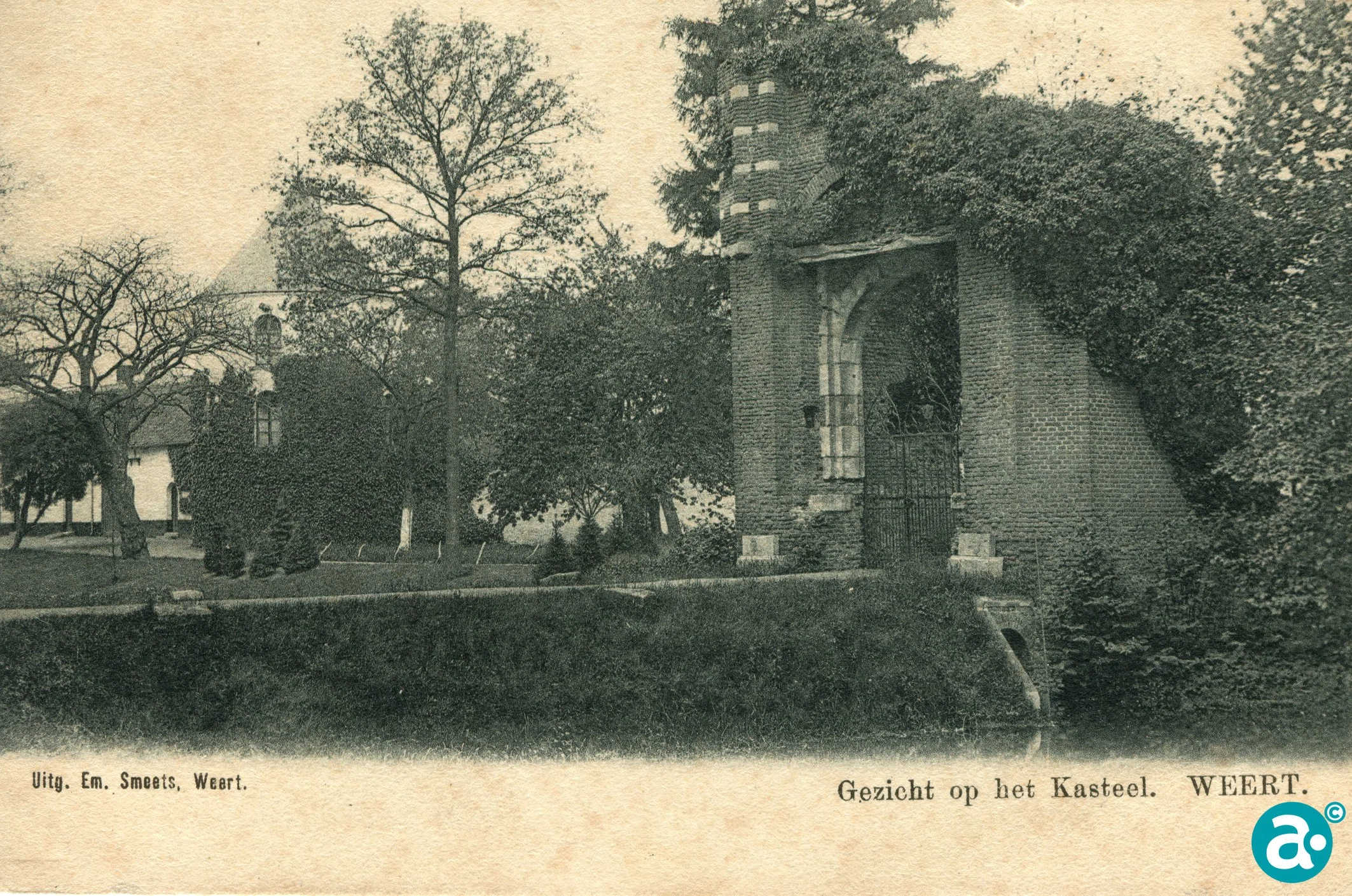 Ruïne toegangspoort Kasteel de Nijenborgh
