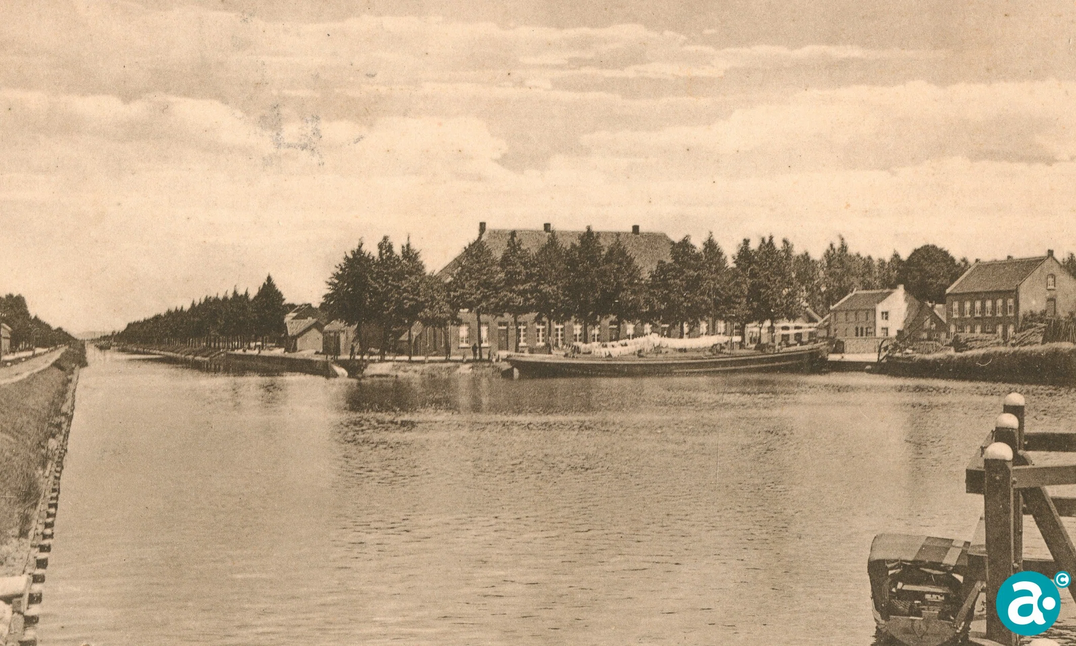 Bassin met ZuidWillemsvaart