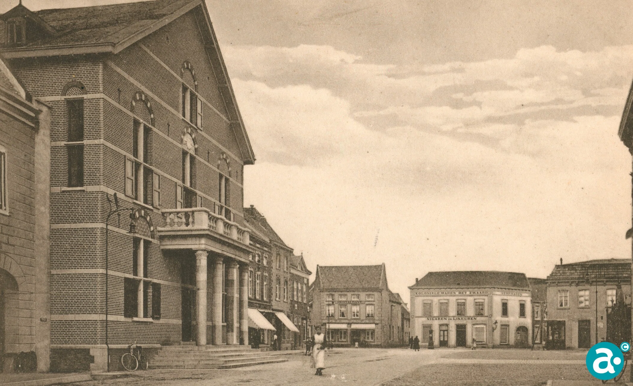 Markt met Vlaaihuis