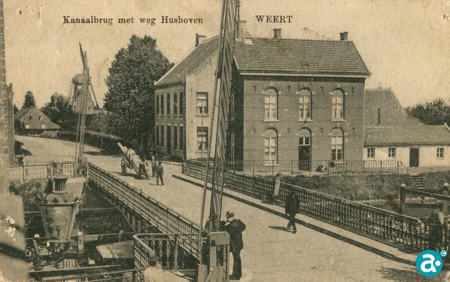 Kanaalbrug met Wilhelmus-Hubertusmolen
