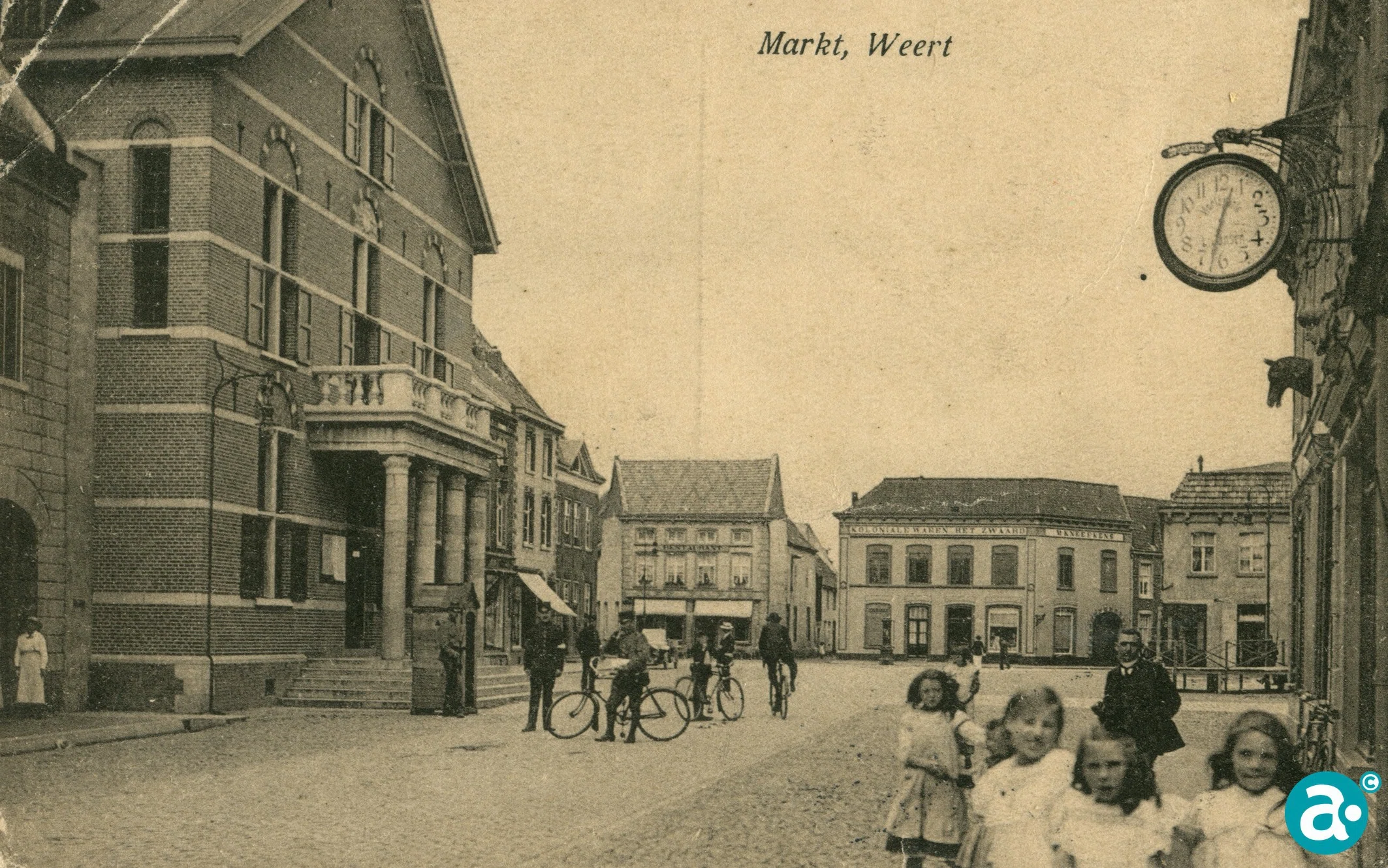 Markt met Vlaaihuis