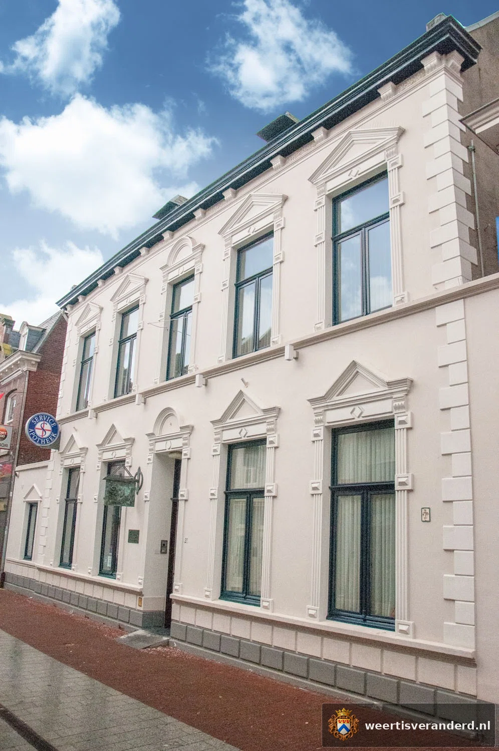 Hoogstraat 27