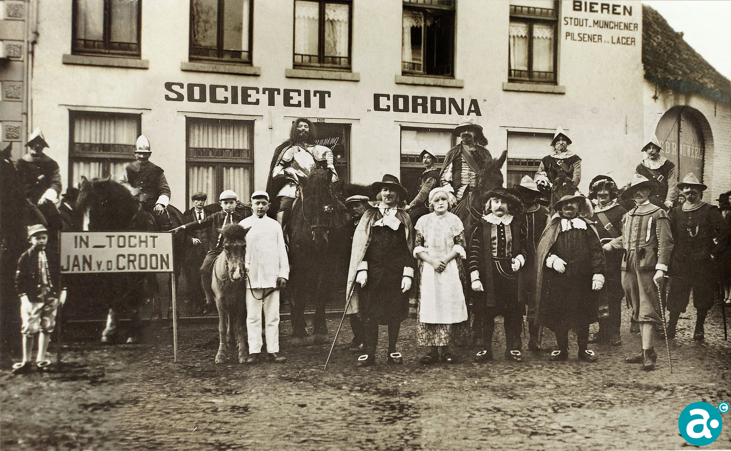Oprichting comité "Carnavalsviering Weert" in sociëteit Corona