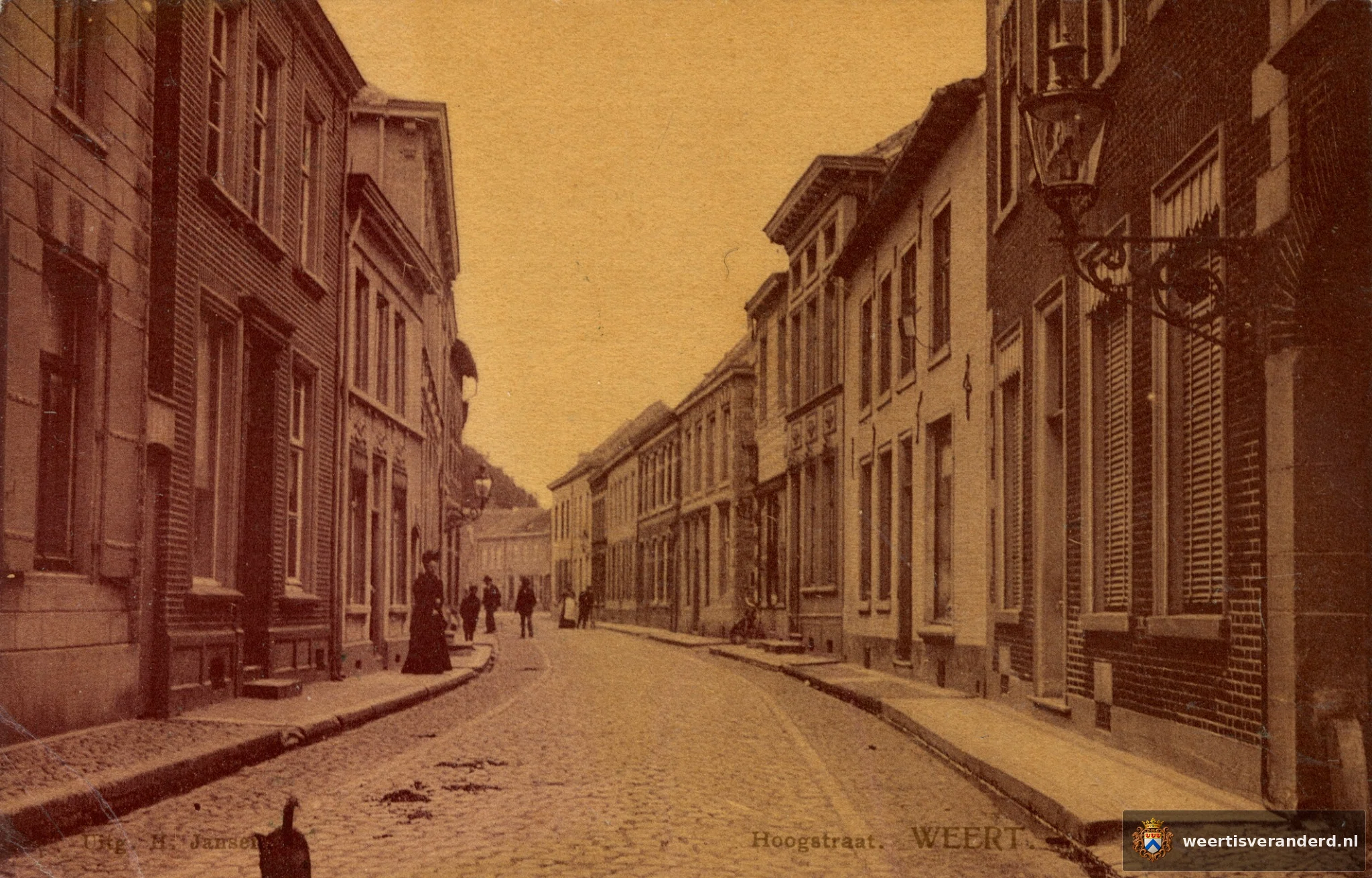 Hoogstraat met kasseien
