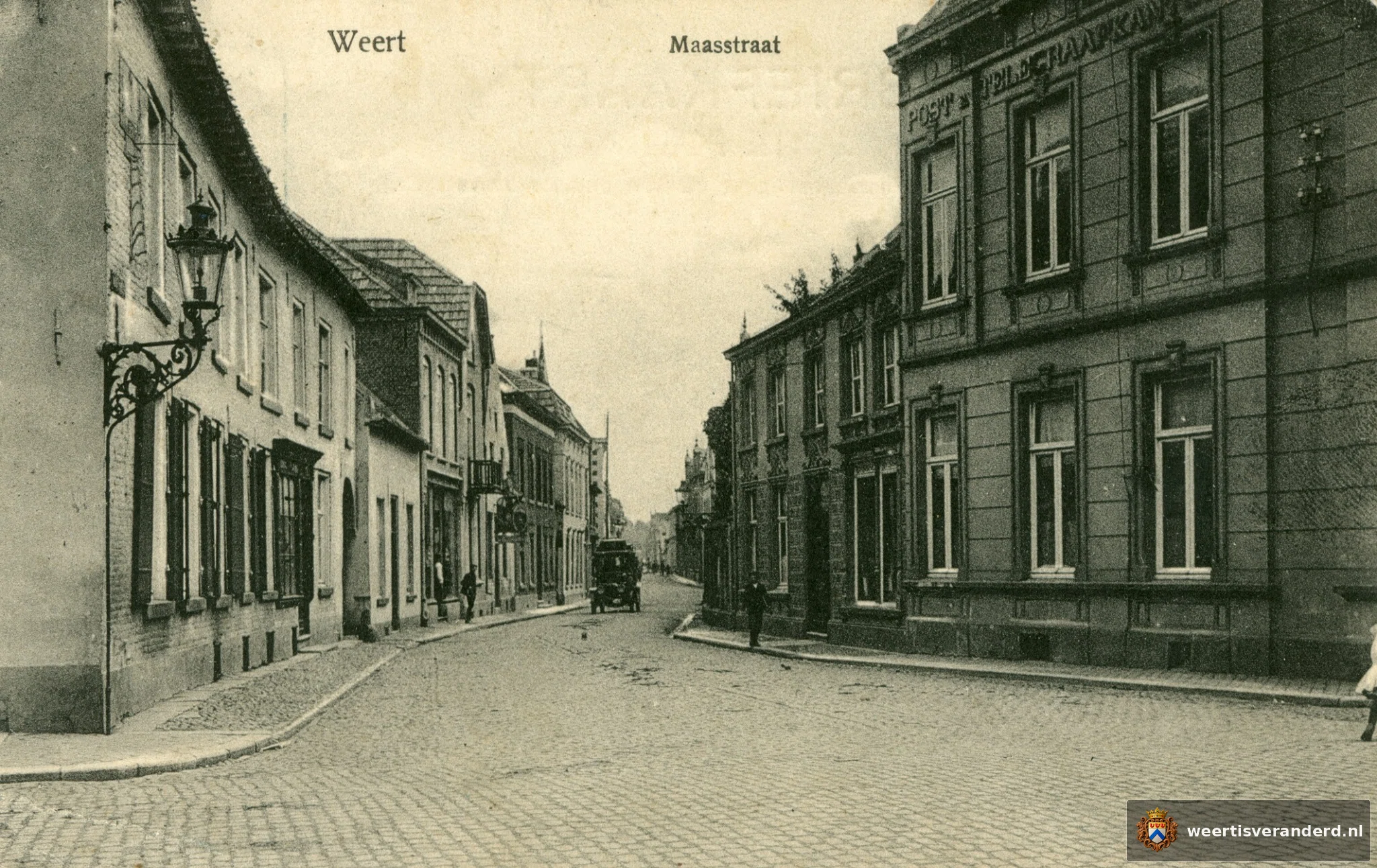 Maasstraat en postkantoor