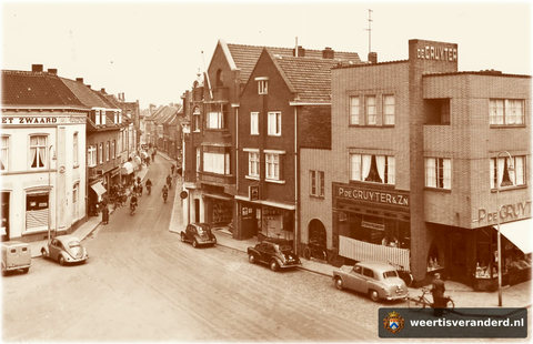 Levensmiddelenzaak De Gruyter.