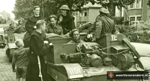 Een artilleriecarrier op de Biest