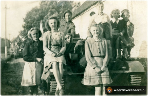 Weerter kinderen op en voor een carrier