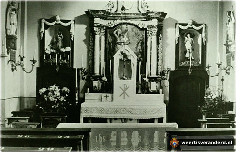 Altaar en schilderij van de H. Gertrudis in de Laarderkapel