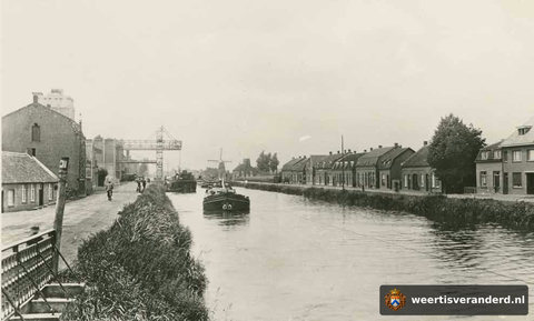 Industriekade langs de Zuid-Willemsvaart (1930)