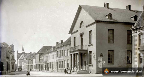 Het voormalige stadhuis aan de Markt (1912)