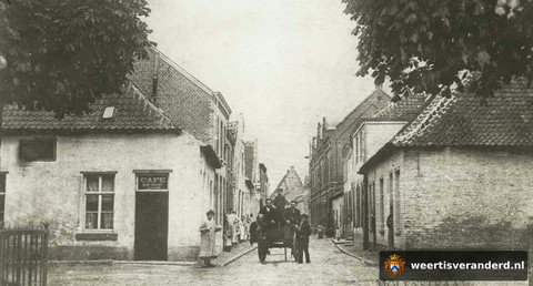 Café De Wacht aan de Molenstraat (1920)