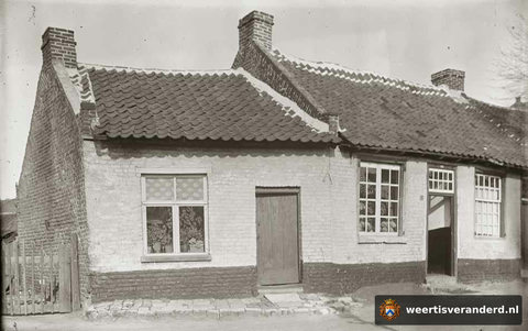 Walhuisje aan de Wilhelminasingel (circa 1930)