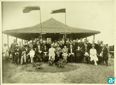 Genodigden opening
Lustoord IJzeren Man
1920 - GAW Beeldbank 5508