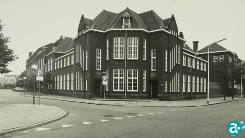M.M.S. Hoek Van Berlostraat
Wilhelminasingel -GAW Beeldbank 1454