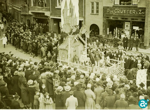 Optocht in 1939 - GAW Beeldbank 4354