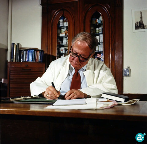 Huisarts Wim Vermans -
 GAW Beeldbank Persoon 273