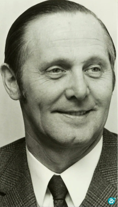 Wethouder Harrie Neijnens
- GAW Beeldbank 7491