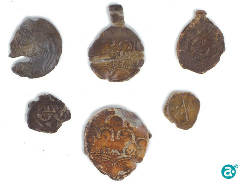 Lakenloodjes als bewijs van echtheid collectie Gemeentemuseum Weert inv,nr. 8560