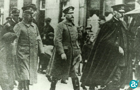 Prins Hendrik met gevolg in Weert voor een bezoek aan Franse vluchtelingen - GAW Beeldbank 5004