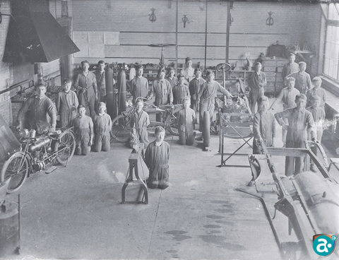 Foto van Gard van Wegberg. “Ambachtsschoeël 1925”