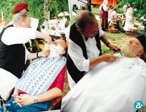Foto archief Frits. “Cis de kapper doondjes in Oeëstenriêk”.