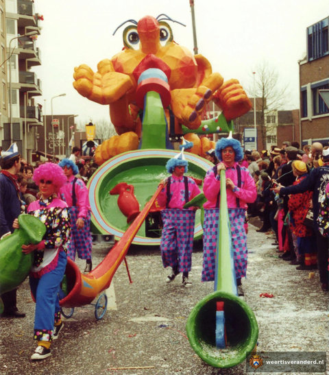 1990 - Optocht 8