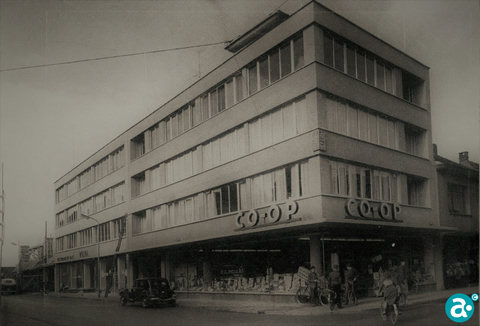 oud en nieuw hoek Langstraat van Berlostraat