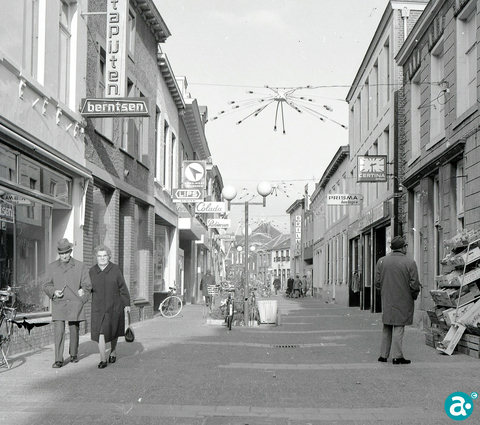 IJzerhandel van Ger Lamers & de vis- en groentewinkel van Laenen-van Tuel